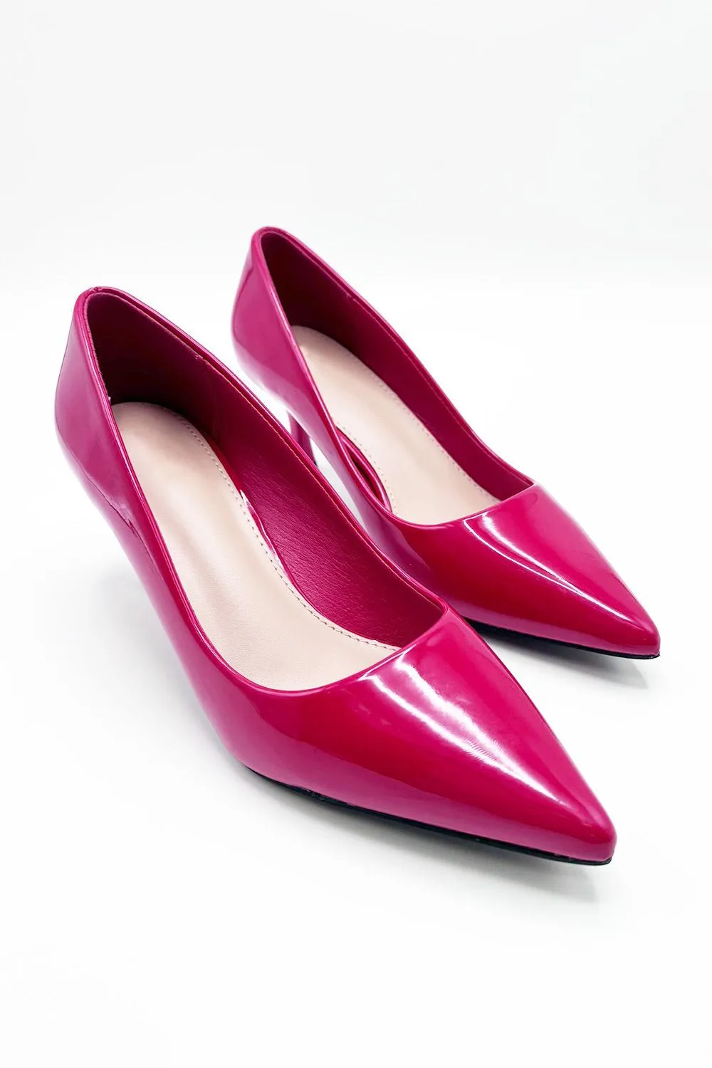 Aranea Pointed Toe Court Shoes in Red