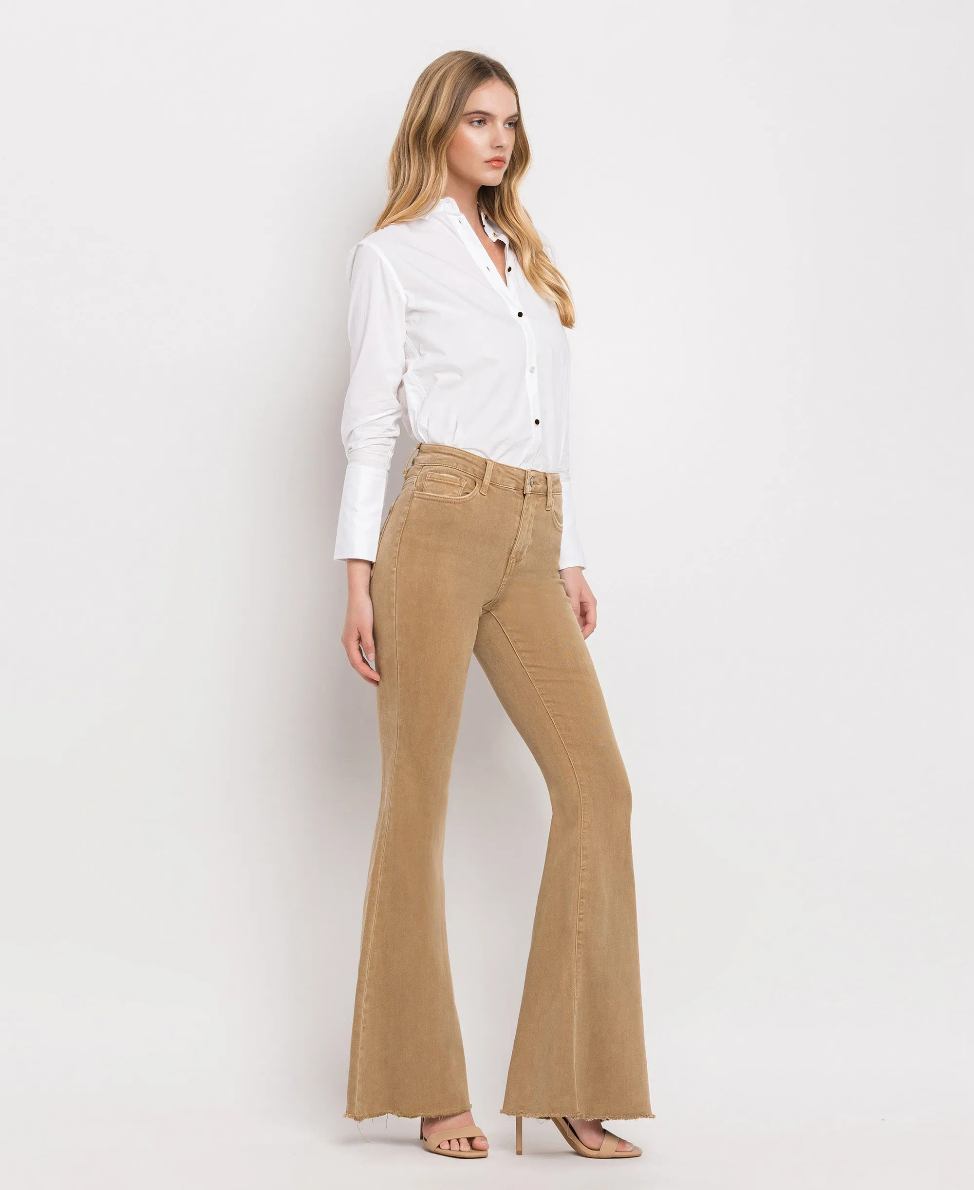 Conquer - High Rise Super Flare Jeans