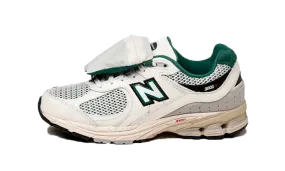 New Balance 2002R Sea Salt Vintage Teal