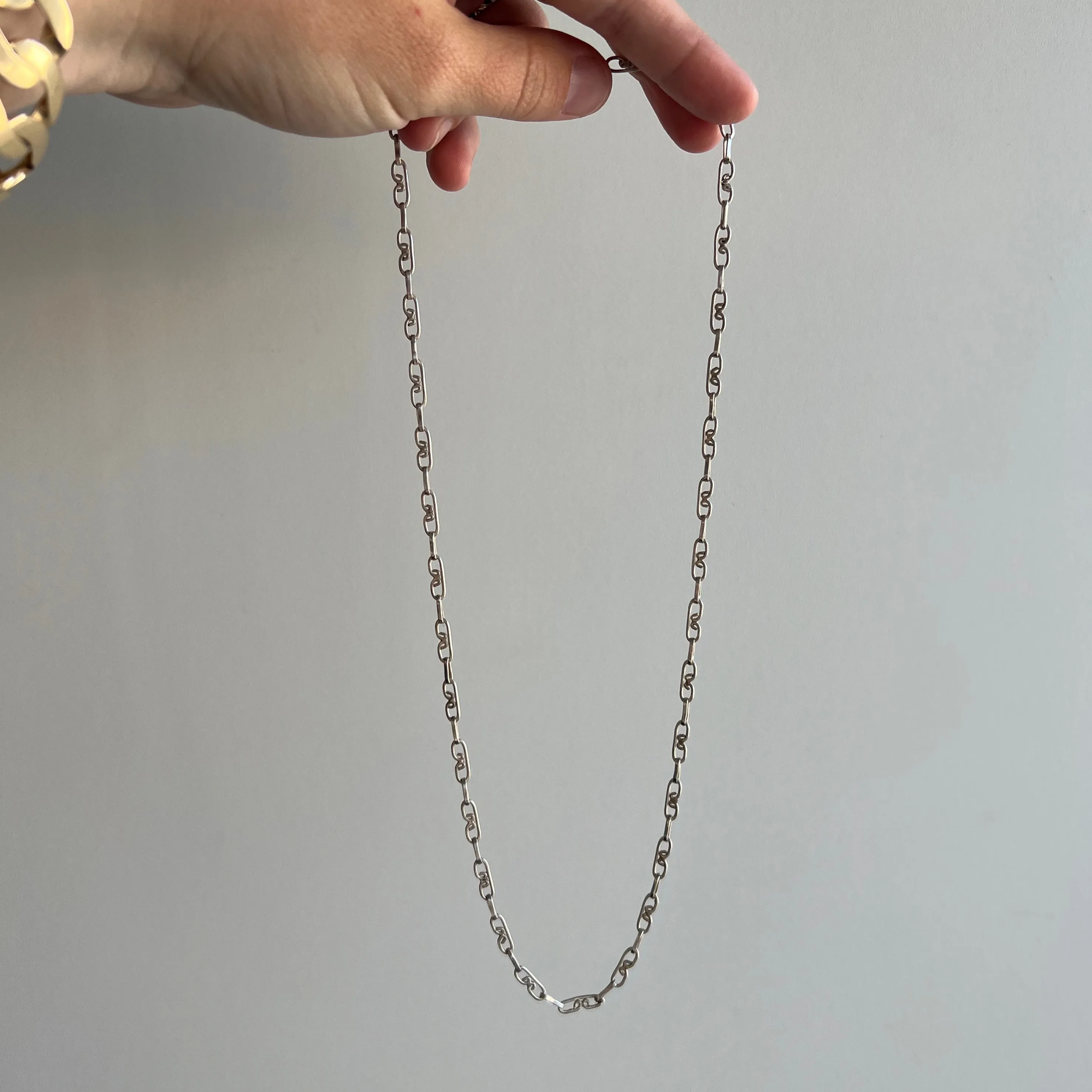 V I N T A G E // fancy Bs / sterling silver fancy link almost B-shaped chain / 20.75